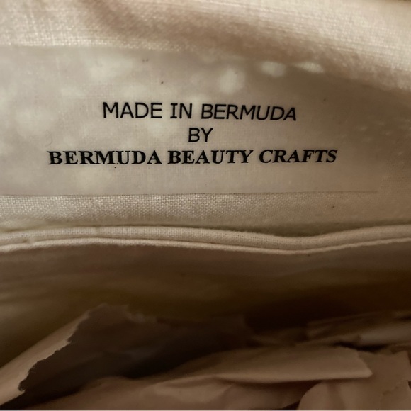 NEW!! Cool Weaved embroidered shoulder bag - Picture 3 of 3